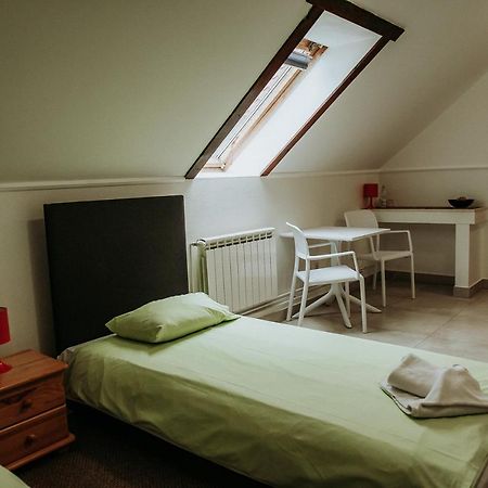 エウク Dos Patos Bed & Breakfast エクステリア 写真