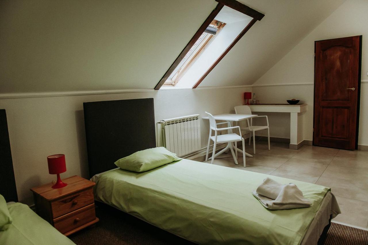 エウク Dos Patos Bed & Breakfast エクステリア 写真